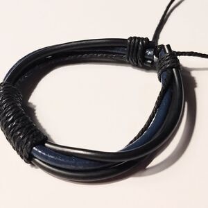 Men's bracelet leather layered black new d76‎